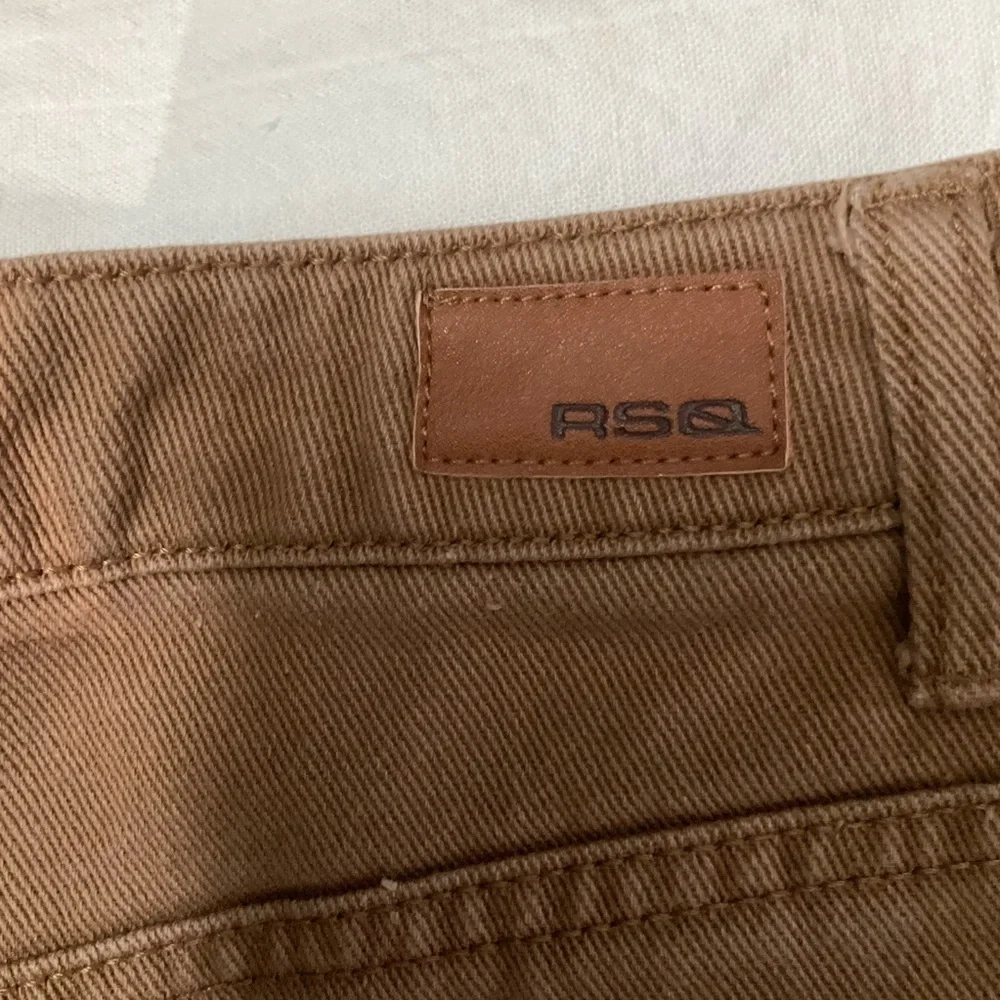 RSQ High Waist Tan Shorts - Picture 6 of 6